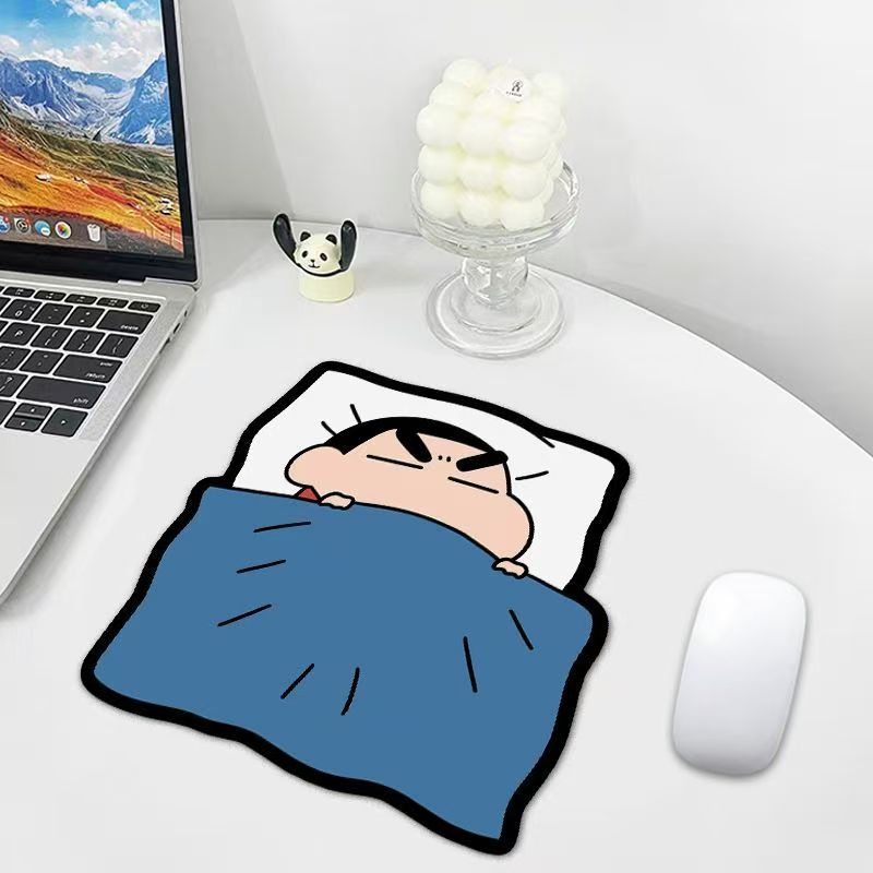 Cute Crayon Shinchan Mouse Pad - đánh giá và giá Desk Setup Cozy