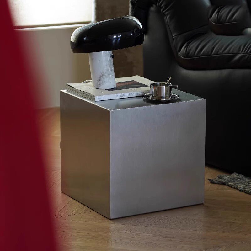 Italian Stainless Steel Side T - đánh giá và giá Desk Setup Modern