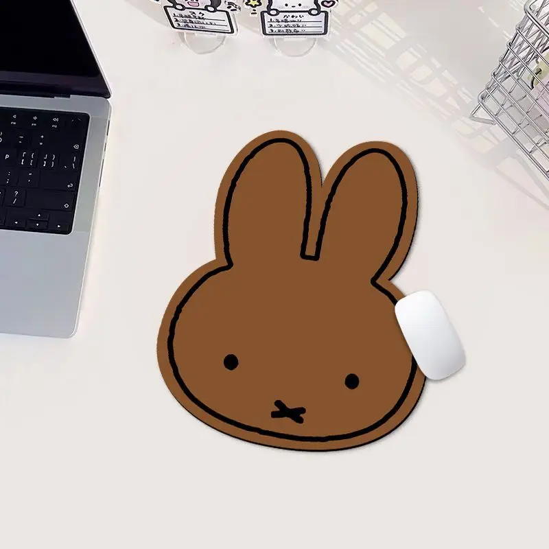 Kawaii Miffy Rabbit Shaped Mou - đánh giá và giá Desk Setup Cozy